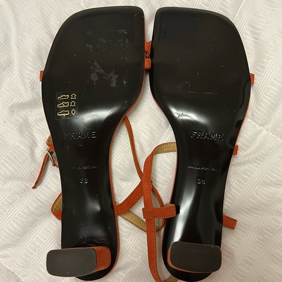 Frame La Braxton Suede straps sandals in Orange (38) - Picture 3 of 8
